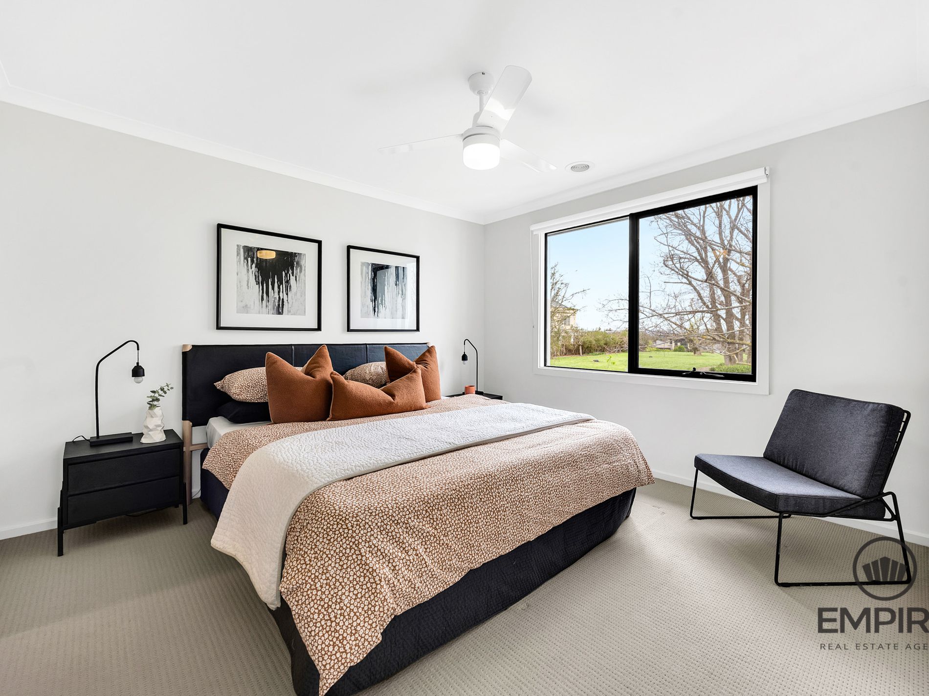 2 Plenty Way, Cranbourne North