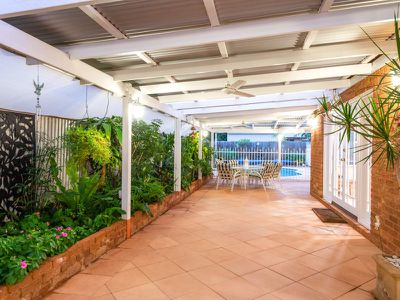 25 Heston Court, Somerville