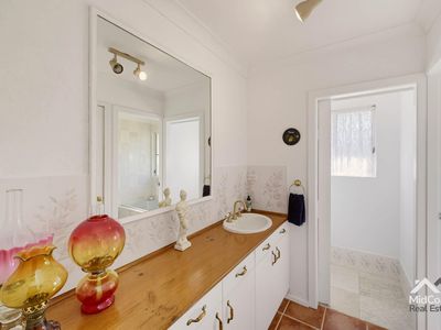 8 Laurina Drive, Darawank