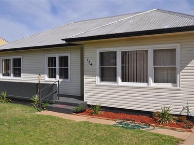 154 Farnell St, Forbes