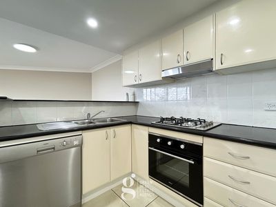 13 / 32 Hassall Street, Parramatta