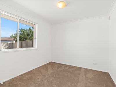 8 Whitewood Street, Worrigee