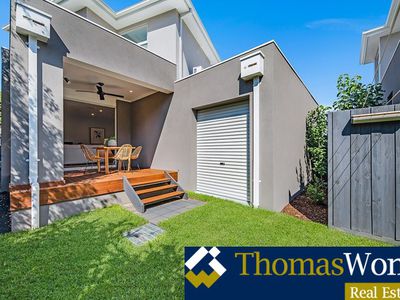 1 / 2  Doorawarrah Court, Mount Waverley
