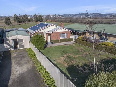 8 Bill Grove, Mowbray