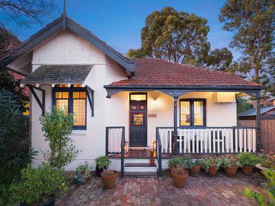 140 Burlington Street, Crows Nest
