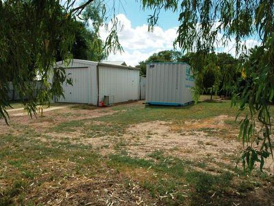 176 Kingfisher street, Longreach