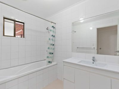 28 Caringa Street, Urangan