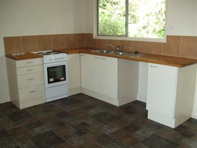 2 / 55 Helen, Cooktown
