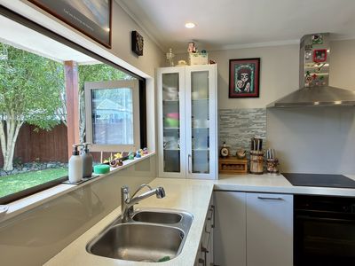 102 Chelsea View Drive, Chatswood