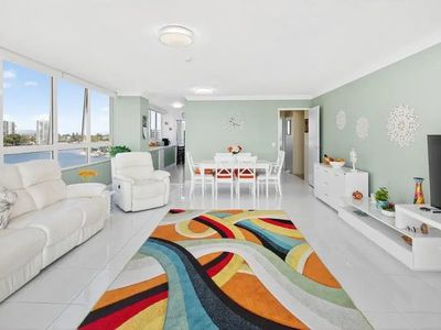 4E / 2 RIVERVIEW PARADE, Surfers Paradise