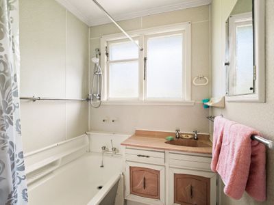 12 Truby King Crescent, Liberton