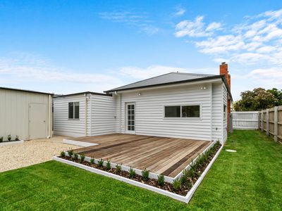 98 Barkly Street, Sale