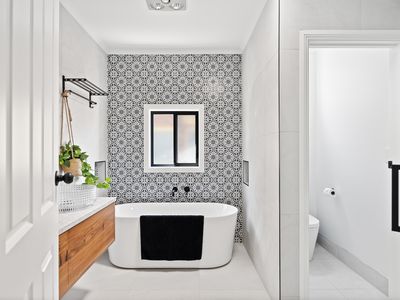 9 Riverview Terrace, Belmont