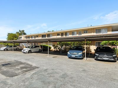 4 / 22 Chester Avenue, Dianella