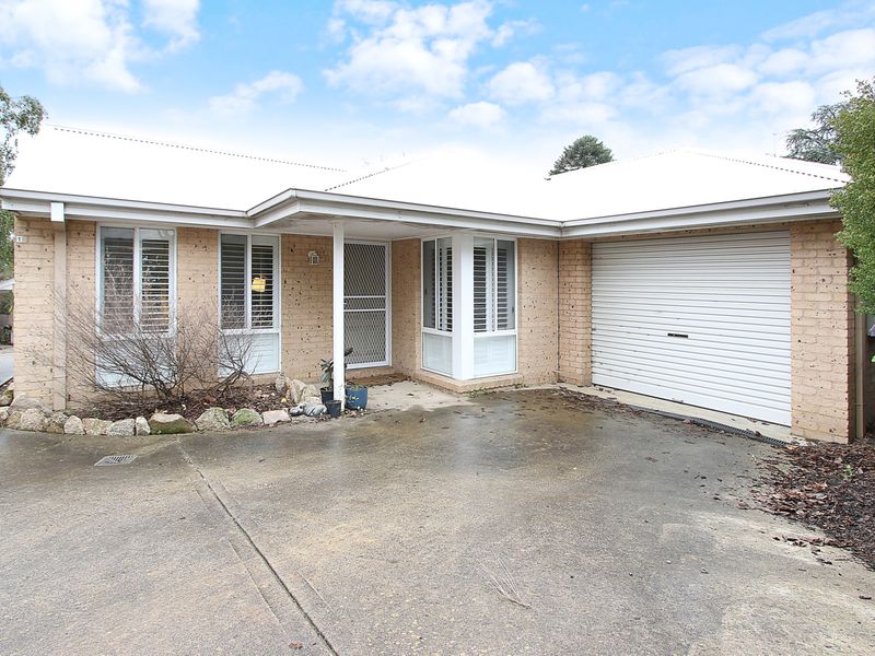 1 / 21 FORD STREET, Beechworth