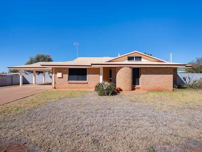 4 Bracklemann Drive, Boulder