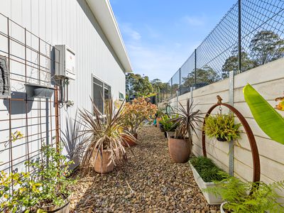 21B Currawong Crescent, Malua Bay