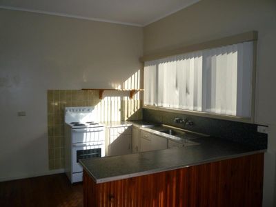 72 Carroll Aveune, Mollymook