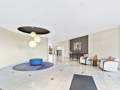 11 / 321 Main Street, Kangaroo Point