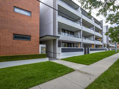 81 / 22 Eyre Street, Kingston