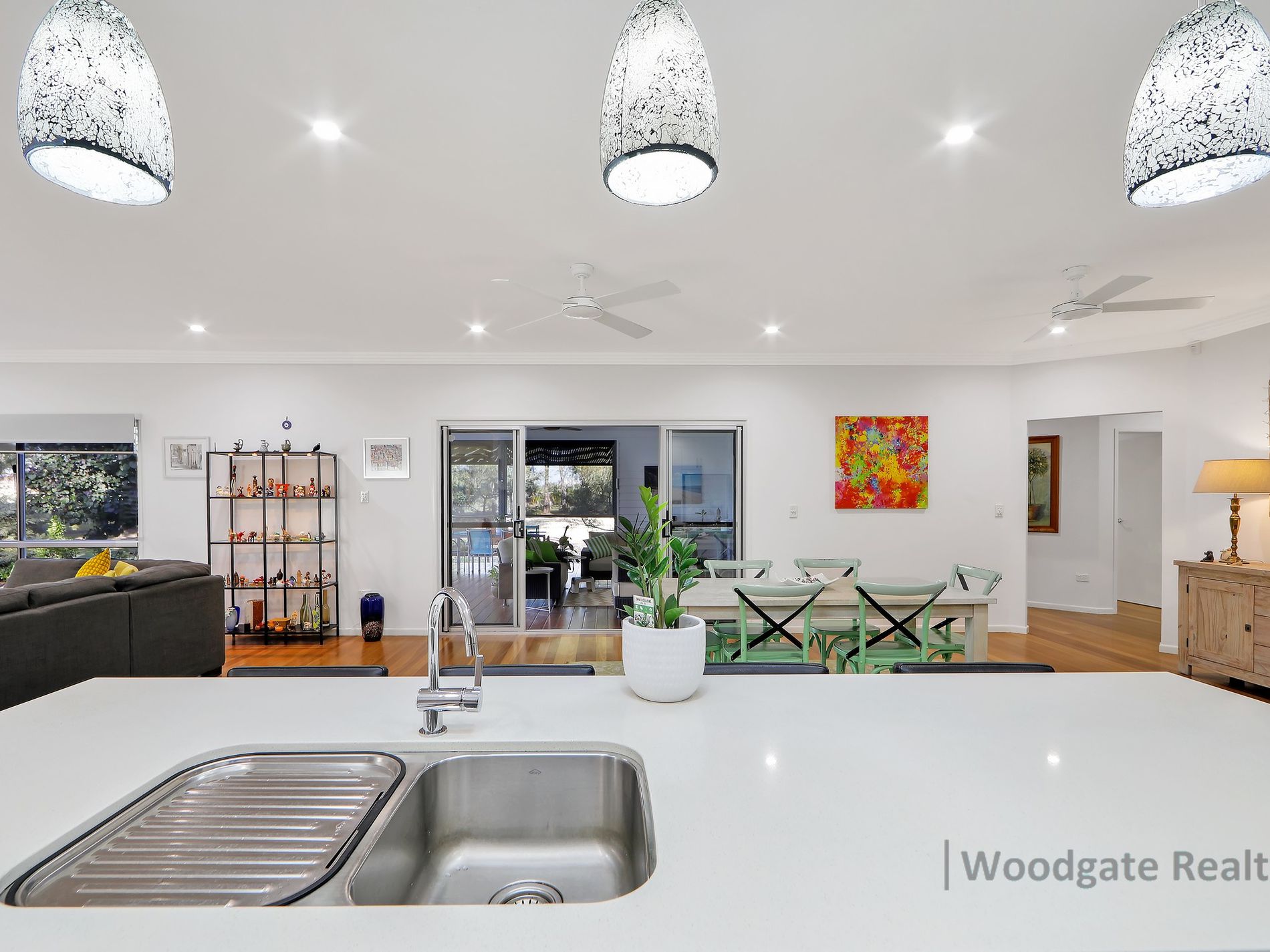 10 PAPERBARK COURT, Woodgate