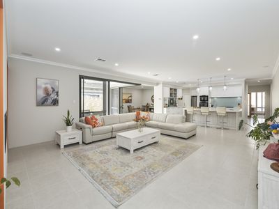 15 Teraglin Vista, Yanchep