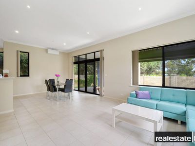 24A Williamson Road, Kardinya