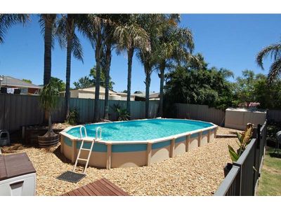 10 CARAWAY STREET, Baranduda