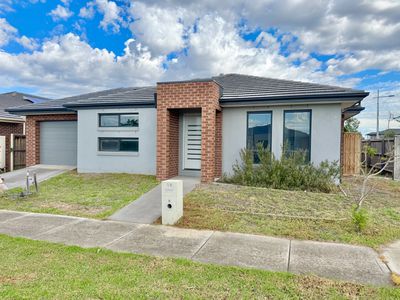 19 Elderflower Street, Manor Lakes