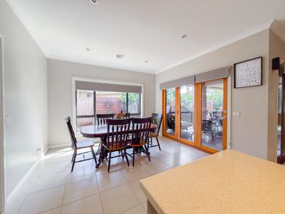 8 Merit Crescent, Swan Hill