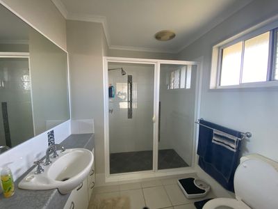 5B Kinross Court, Kawungan