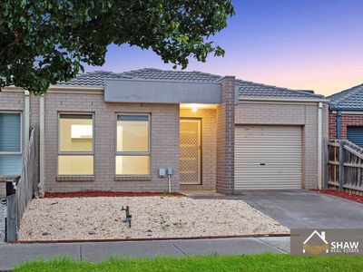 2 / 17 Vanderbilt Avenue, Truganina