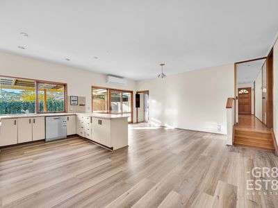 12 Landy Court, Wantirna South