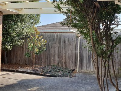 2 / 12 Sexton Court, Altona Meadows