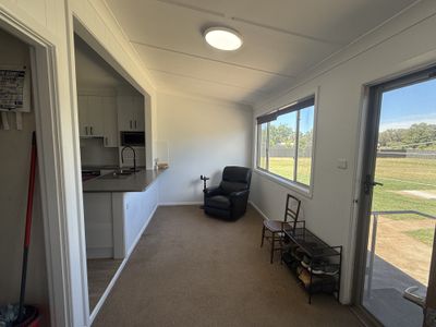 11 Cheney Road, Parkes