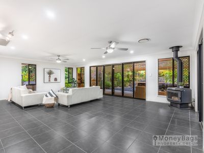 25-33 Alluring Court, Jimboomba