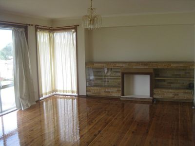 115 The Parkway, Bradbury