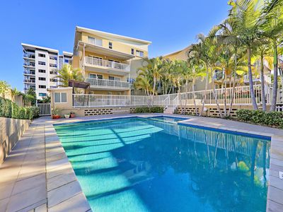 13 / 66 Queen St, Southport