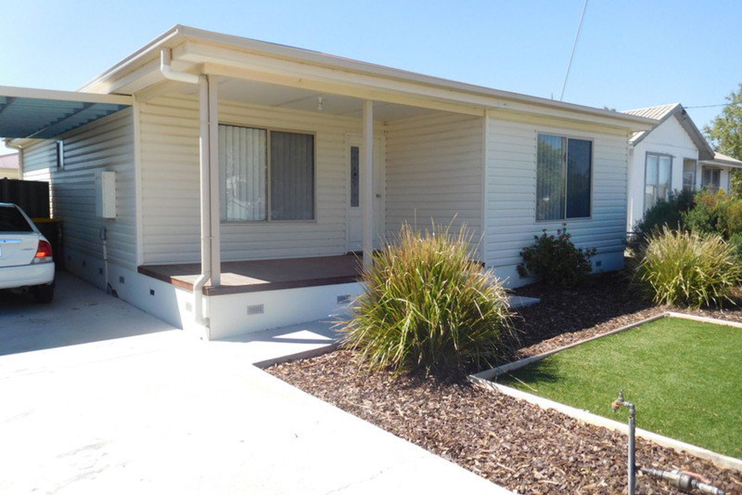 1 / 26 Philip Street, Horsham