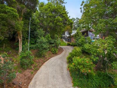 6 Ashley Ave, Farmborough Heights