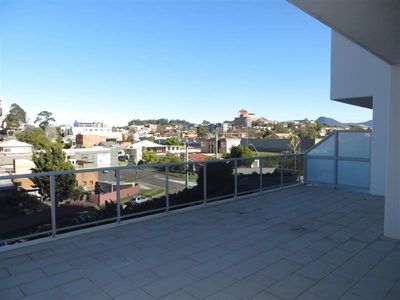 32 / 2-12 Young Street, Wollongong