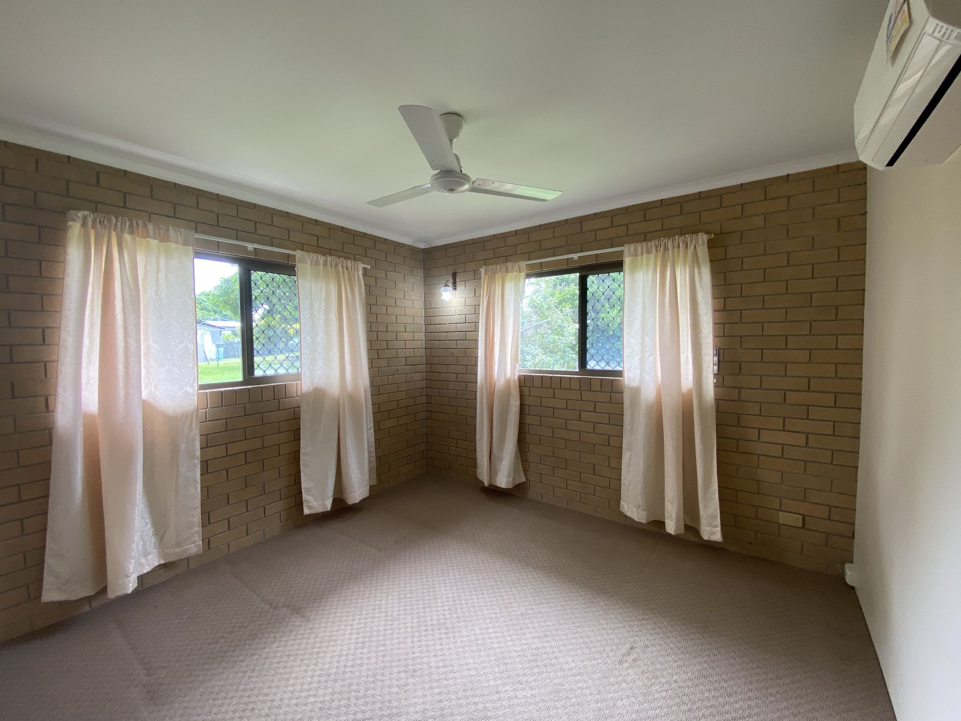 18 Daniel Street, North Mackay 360 Property Management