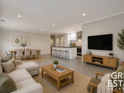 7 HAYTON PARK BOULEVARD, Cranbourne West