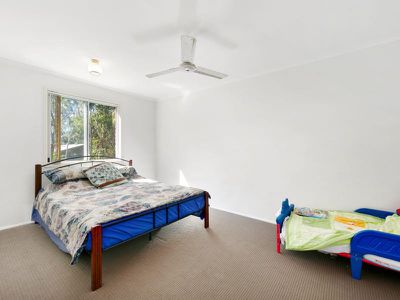 35 Pines Avenue, Cooroibah