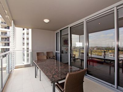 805 / 2 Oldfield Street, Burswood