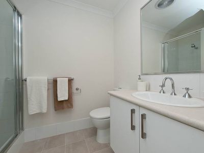 *8/24 Gladstone Road, Armadale