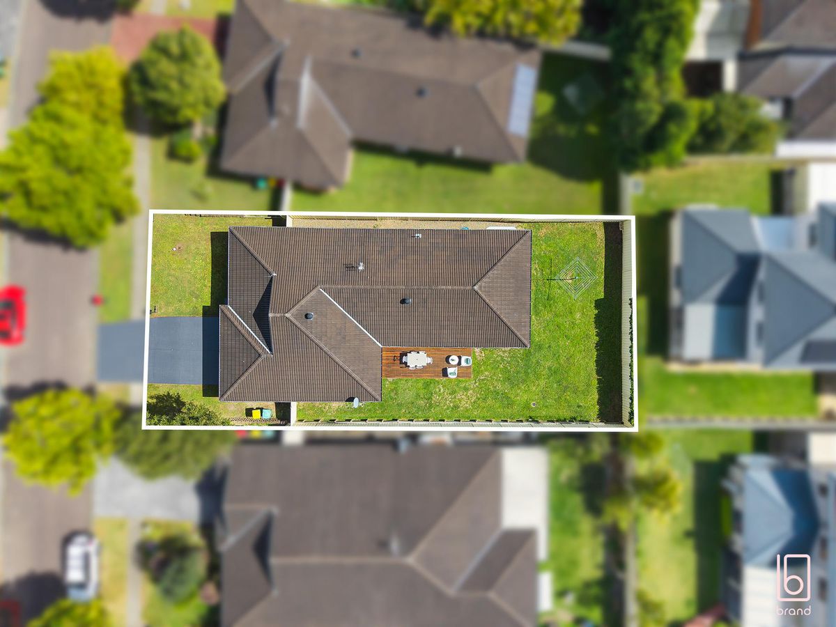 30 Skyhawk Avenue, Hamlyn Terrace
