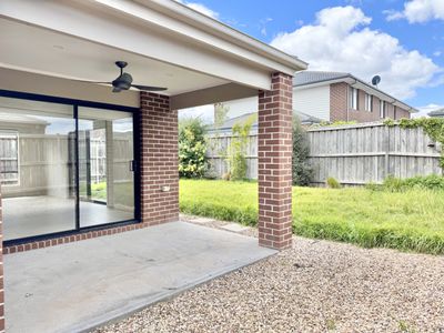 27 Bursa Drive, Wyndham Vale