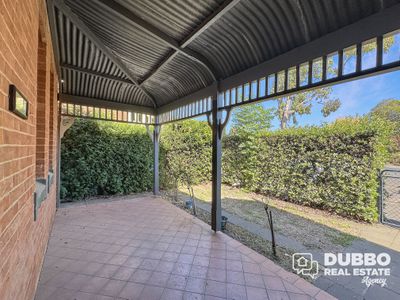 84 Bourke Street, Dubbo