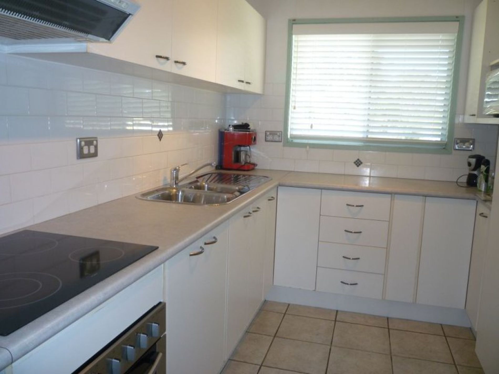 11 Bangalow Street, Narrawallee